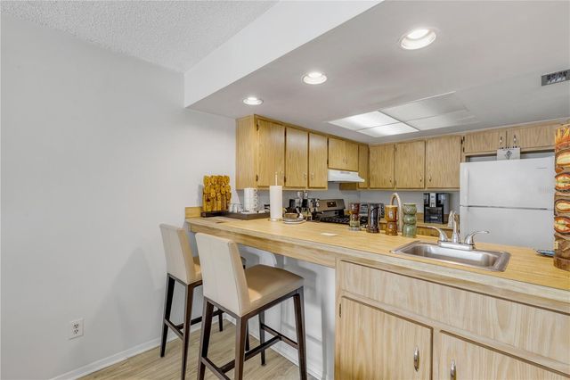 201 CLUB HOUSE BOULEVARD 201, New Smyrna Beach, FL 32168