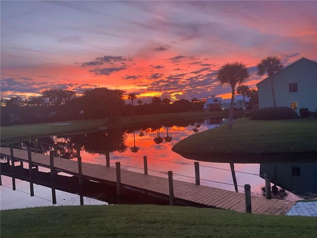 9635 Riverside Drive 4, Sebastian, FL 32958