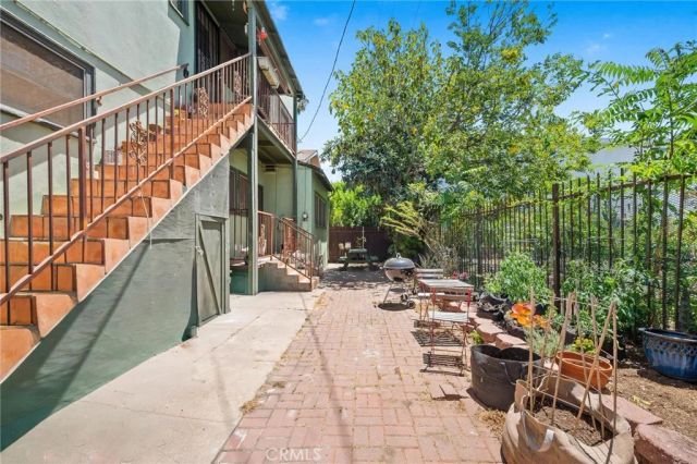 144 S Avenue 57, Los Angeles, CA 90042