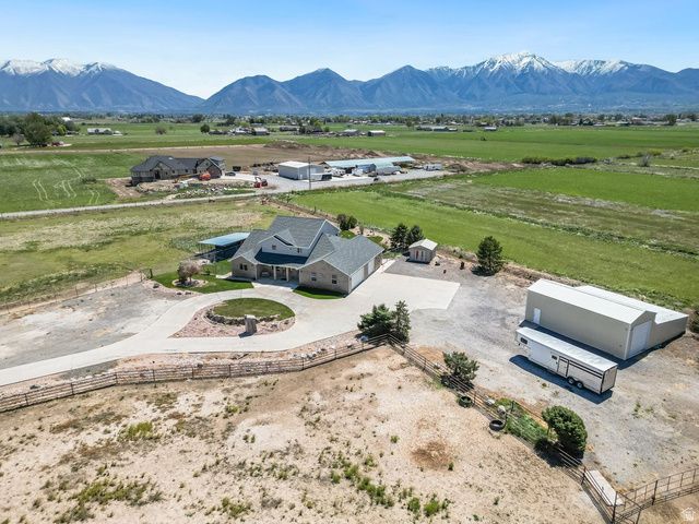 3847 W 6800 ST, Benjamin, UT 84660