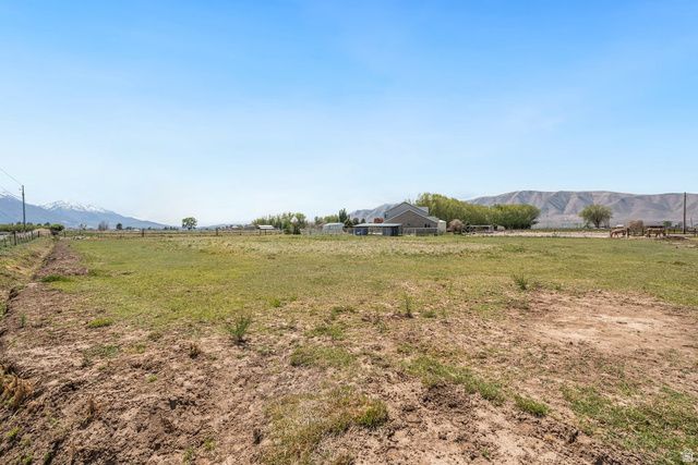 3847 W 6800 ST, Benjamin, UT 84660