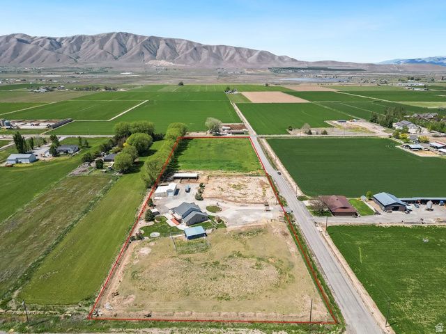3847 W 6800 ST, Benjamin, UT 84660