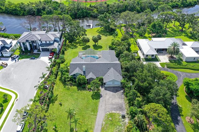 4935 RIVERWOOD AVENUE, Sarasota, FL 34231
