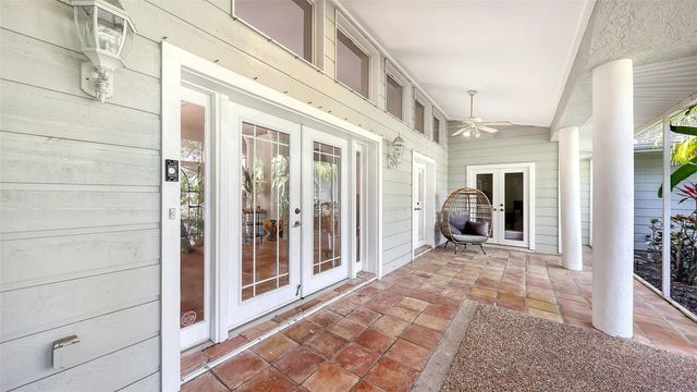 4935 RIVERWOOD AVENUE, Sarasota, FL 34231