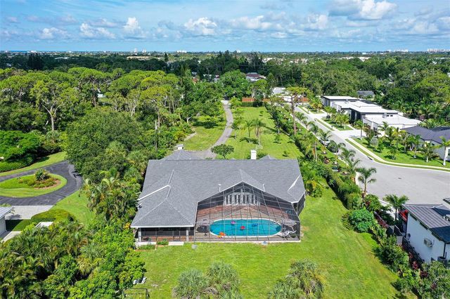 4935 RIVERWOOD AVENUE, Sarasota, FL 34231