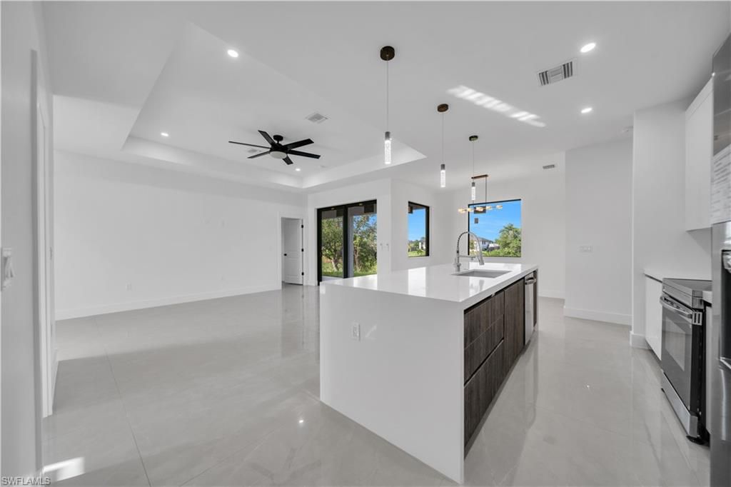 Image 15 of property listing at 3215 NW 5th AVE, Cape Coral, FL 33993