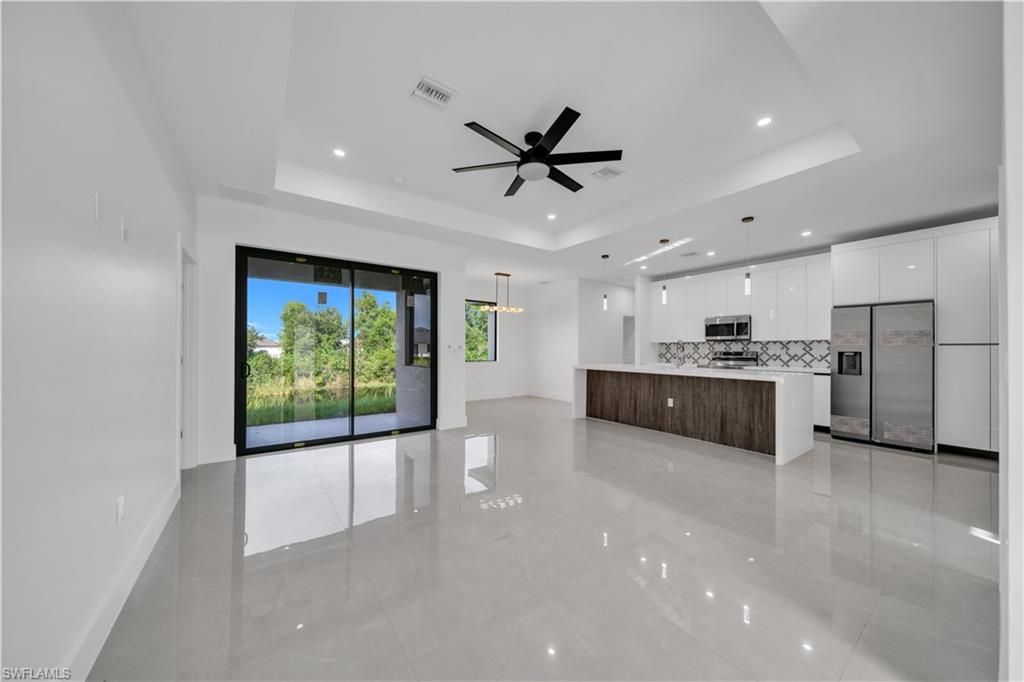 Image 16 of property listing at 3215 NW 5th AVE, Cape Coral, FL 33993
