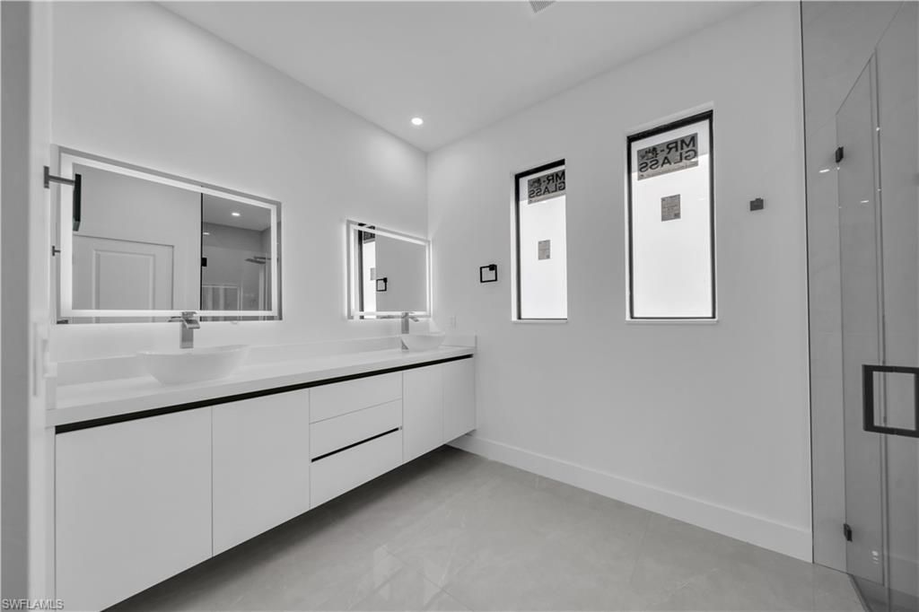 Image 30 of property listing at 3215 NW 5th AVE, Cape Coral, FL 33993