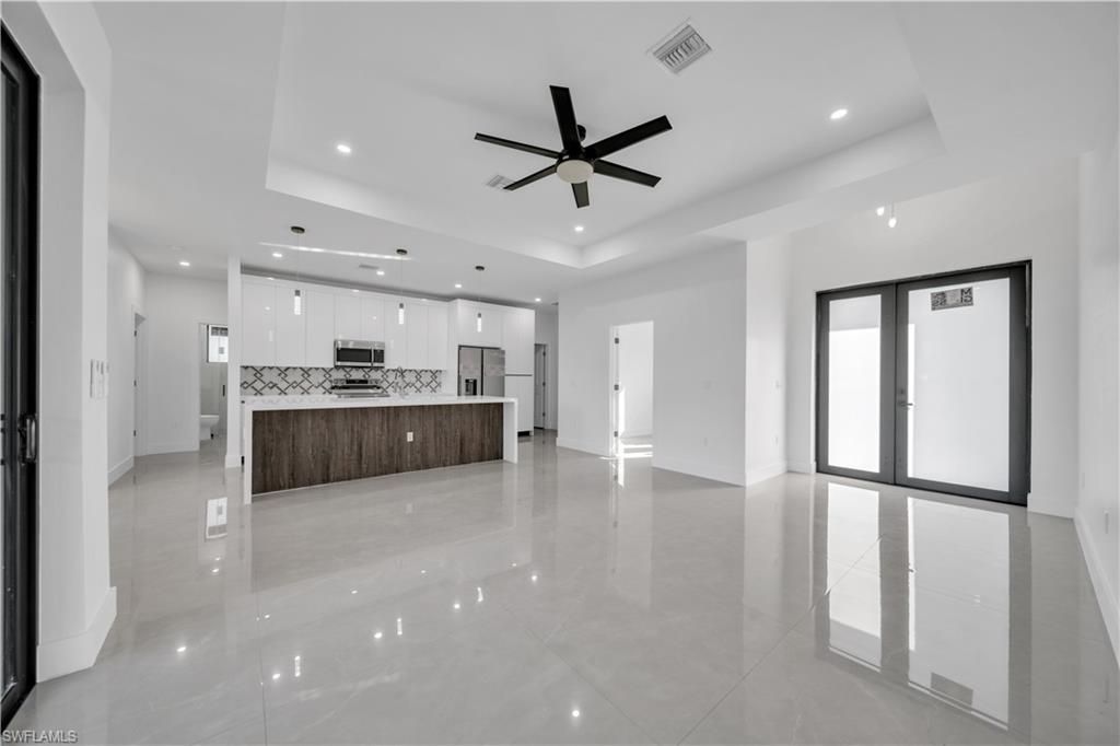 Image 8 of property listing at 3215 NW 5th AVE, Cape Coral, FL 33993