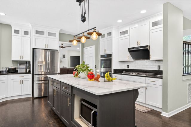 307 Laurel Cir, Crossville, TN 38555