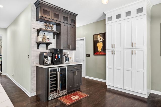 307 Laurel Cir, Crossville, TN 38555