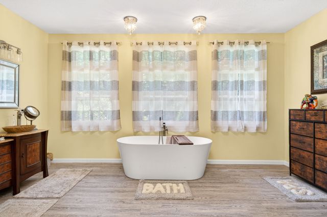 307 Laurel Cir, Crossville, TN 38555