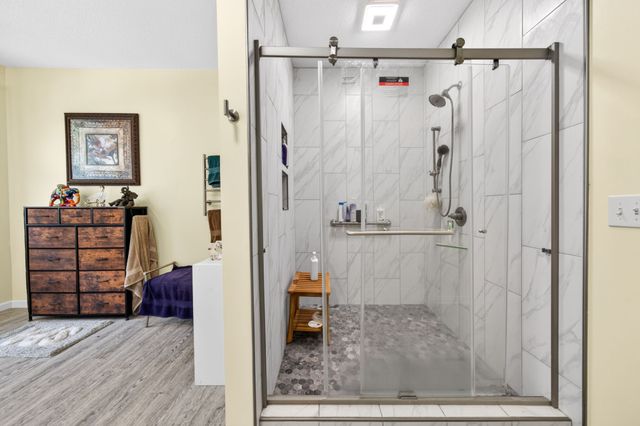 307 Laurel Cir, Crossville, TN 38555