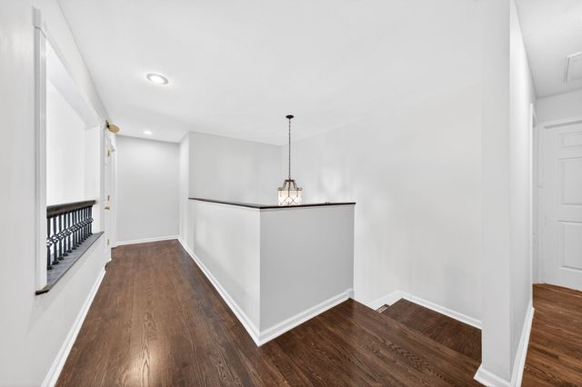 307 Laurel Cir, Crossville, TN 38555