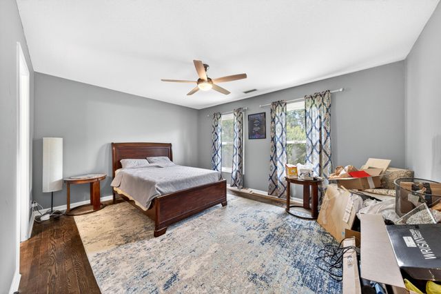 307 Laurel Cir, Crossville, TN 38555