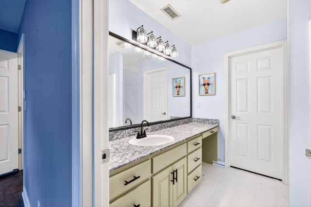 307 Laurel Cir, Crossville, TN 38555