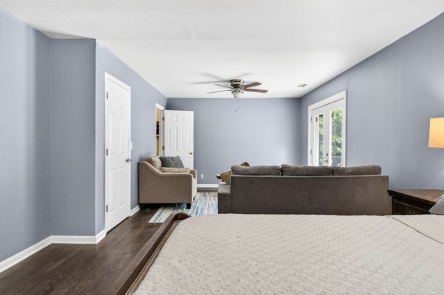 307 Laurel Cir, Crossville, TN 38555