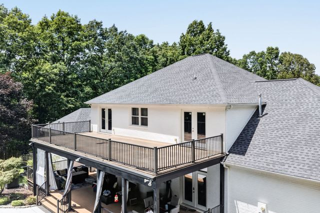 307 Laurel Cir, Crossville, TN 38555
