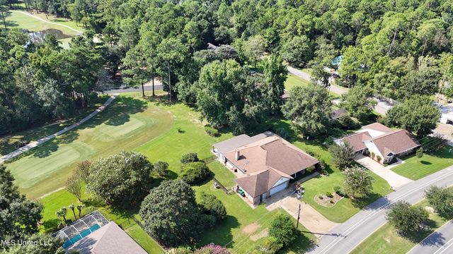 74617 N Diamondhead Drive, Diamondhead, MS 39525