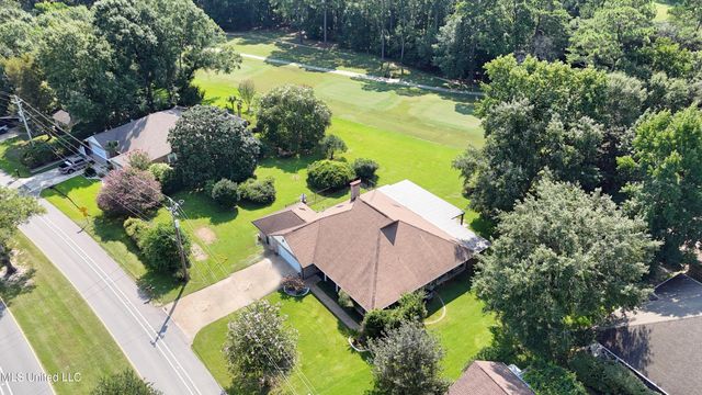 74617 N Diamondhead Drive, Diamondhead, MS 39525