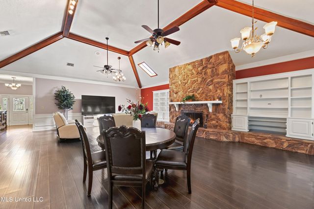 74617 N Diamondhead Drive, Diamondhead, MS 39525