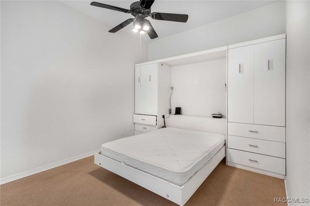 7802 W Golf Club Street, Crystal River, FL 34429