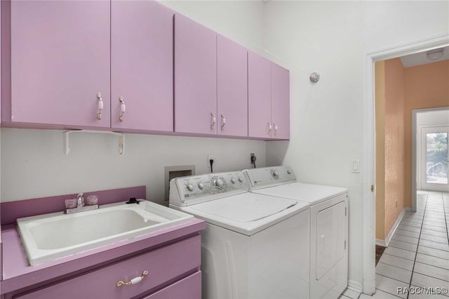 7802 W Golf Club Street, Crystal River, FL 34429