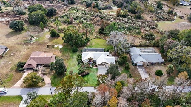 7802 W Golf Club Street, Crystal River, FL 34429