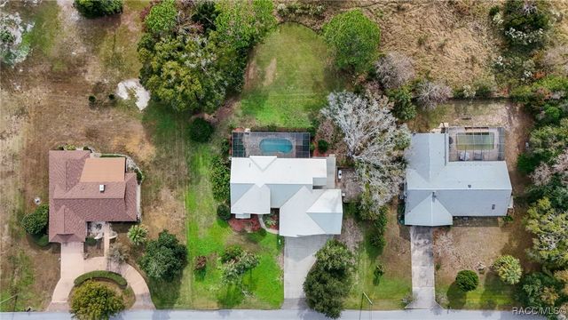 7802 W Golf Club Street, Crystal River, FL 34429