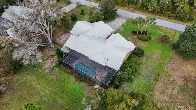 7802 W Golf Club Street, Crystal River, FL 34429