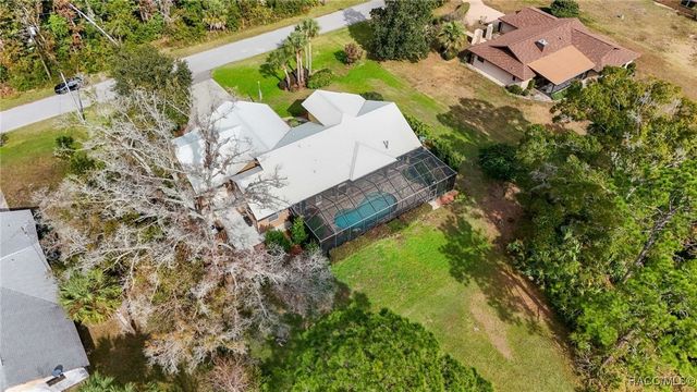 7802 W Golf Club Street, Crystal River, FL 34429