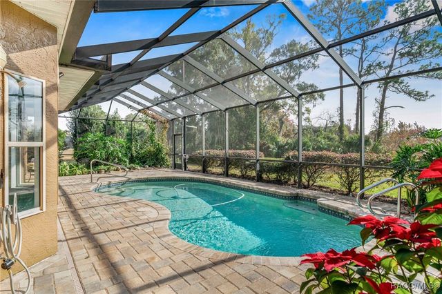 7802 W Golf Club Street, Crystal River, FL 34429