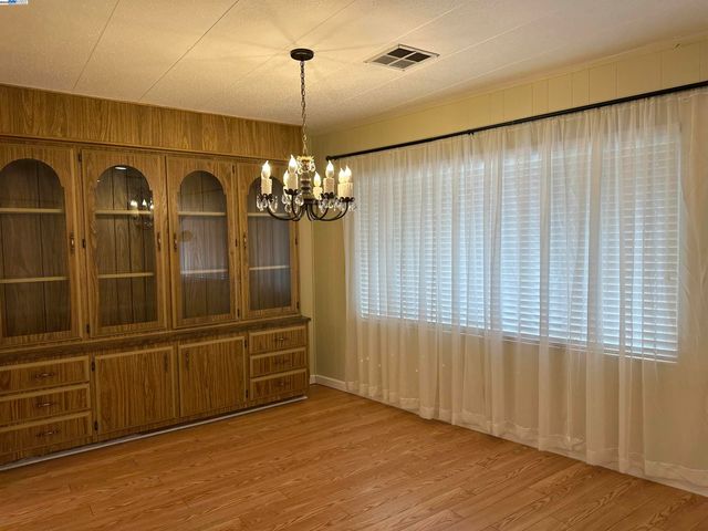 328 Waikiki Cir, Union City, CA 94587