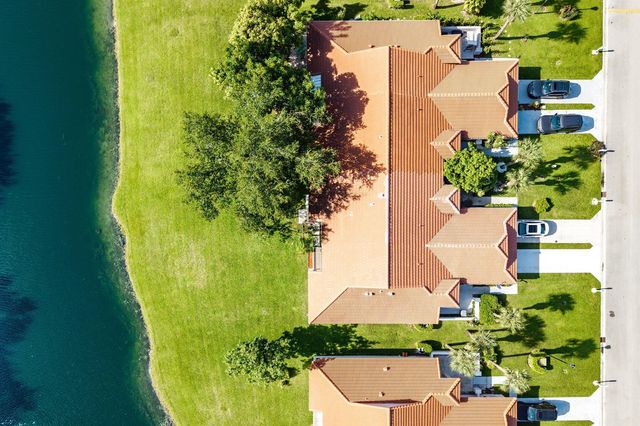 15116 W Tranquility Lake Drive, Delray Beach, FL 33446