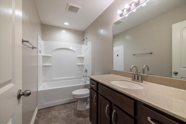 3338 MIDDLE FERRY Road, Council Bluffs, IA 51501