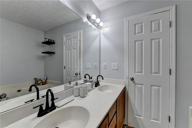 16 River Oak Court, Dawsonville, GA 30534