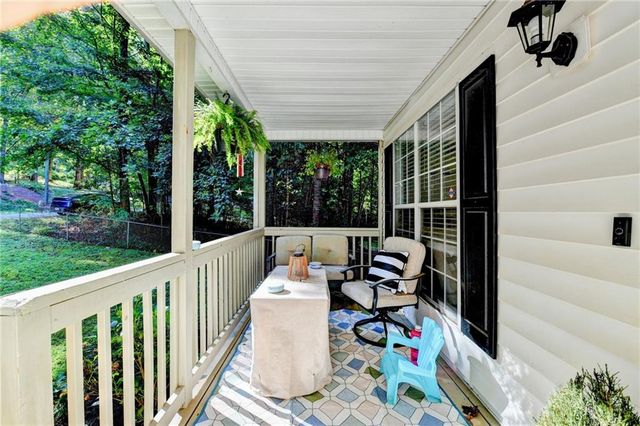 16 River Oak Court, Dawsonville, GA 30534