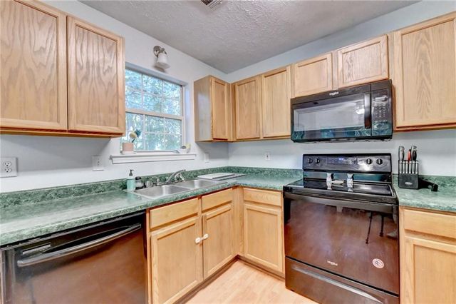 16 River Oak Court, Dawsonville, GA 30534