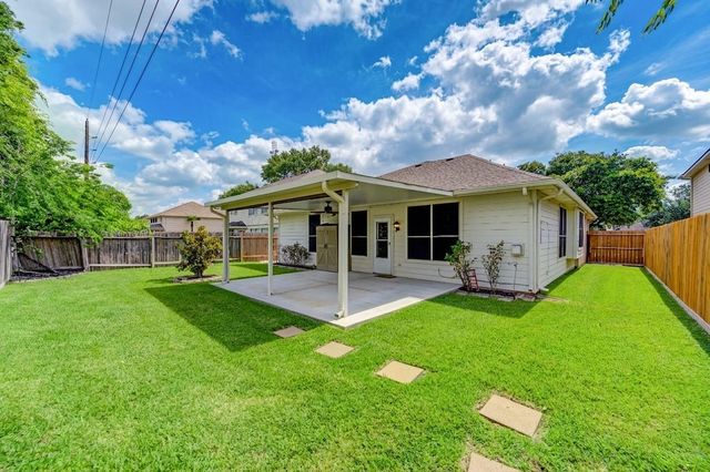 8723 Cypressbrook Drive, Houston, TX 77095