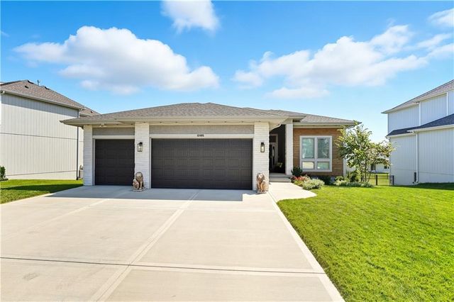 13405 W 177th Street, Overland Park, KS 66013