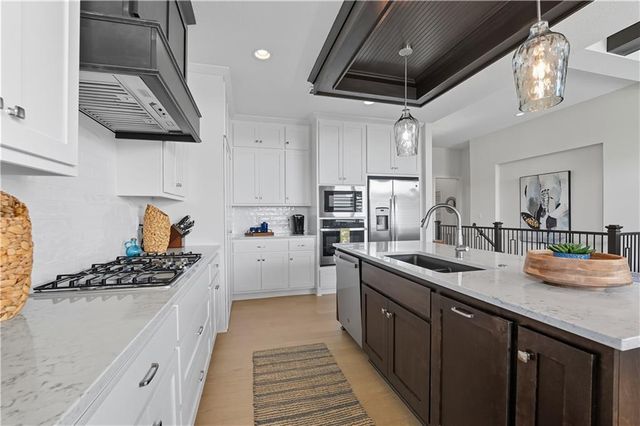 13405 W 177th Street, Overland Park, KS 66013