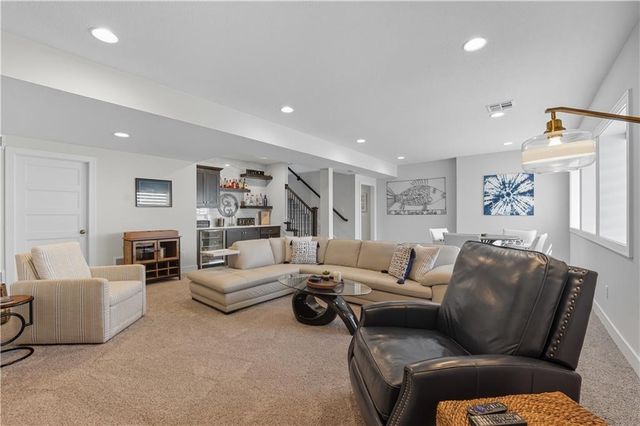 13405 W 177th Street, Overland Park, KS 66013