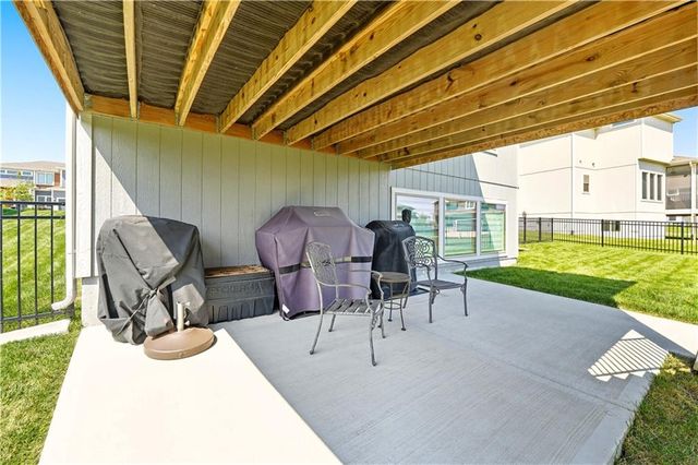 13405 W 177th Street, Overland Park, KS 66013