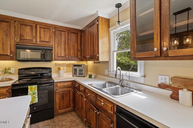 2700 Mary Marvin Trail, Fuquay Varina, NC 27526