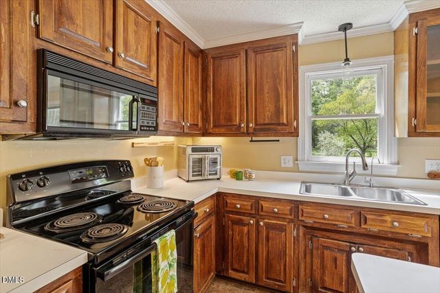 2700 Mary Marvin Trail, Fuquay Varina, NC 27526