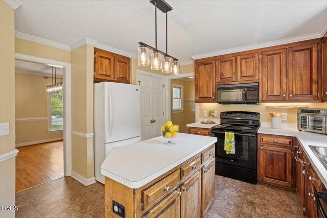 2700 Mary Marvin Trail, Fuquay Varina, NC 27526