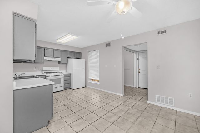 106 4th Avenue, Shalimar, FL 32579