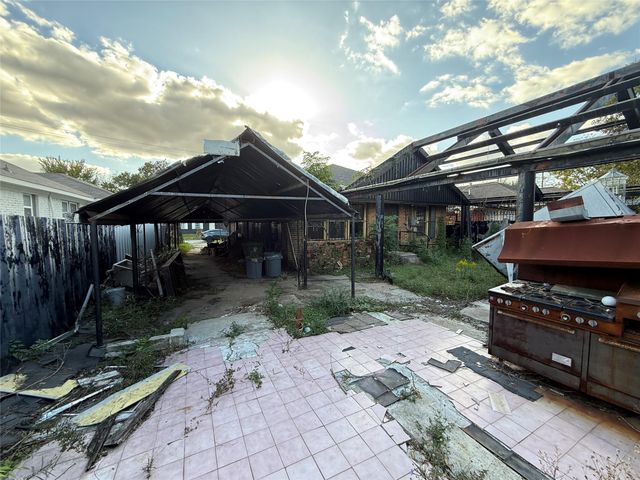 3015 Wentworth Street, Houston, TX 77004