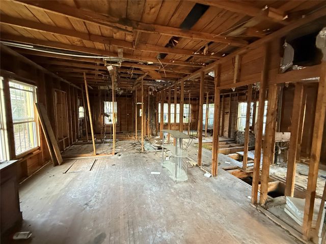 3015 Wentworth Street, Houston, TX 77004