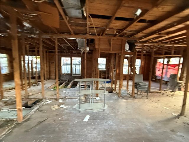 3015 Wentworth Street, Houston, TX 77004